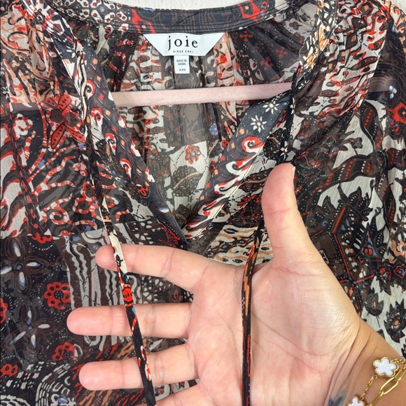 Joie Cecarina Long Sleeve Silk Top size XXS - Picture 4 of 10